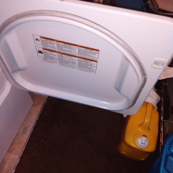 Amana washer and dryer set - Picture 2 of 7